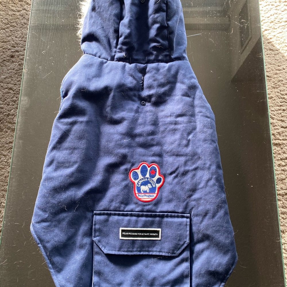 Size 22 Hooded Canada Pooch Dog Coat